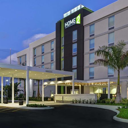 Home2 Suites By Hilton West Palm Beach Airport Cloud Lake Eksteriør bilde