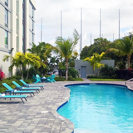 Home2 Suites By Hilton West Palm Beach Airport Cloud Lake Eksteriør bilde