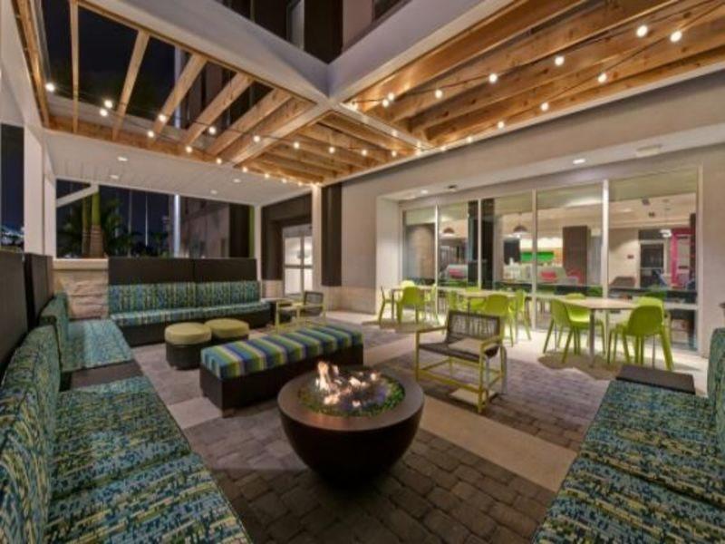 Home2 Suites By Hilton West Palm Beach Airport Cloud Lake Eksteriør bilde
