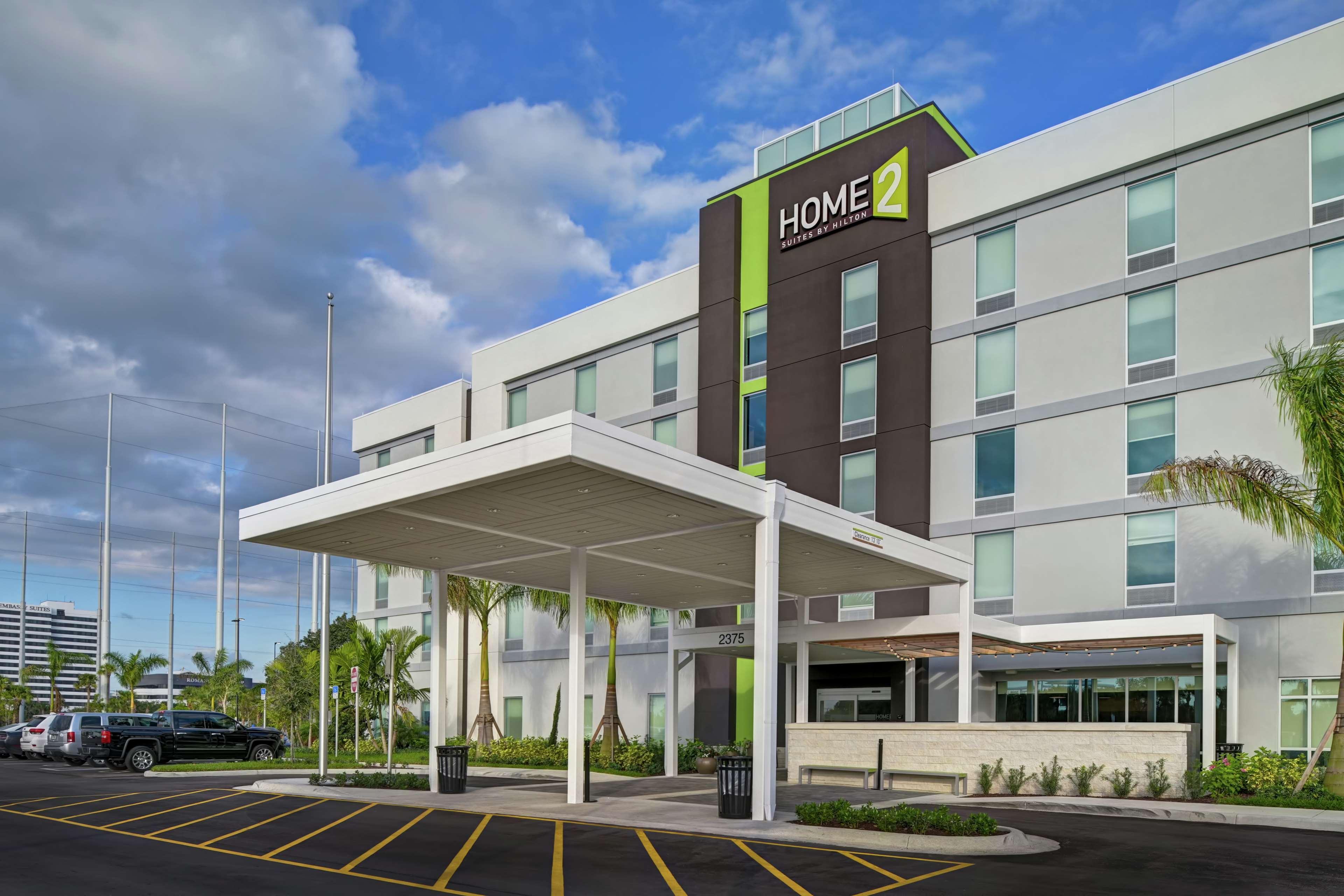 Home2 Suites By Hilton West Palm Beach Airport Cloud Lake Eksteriør bilde