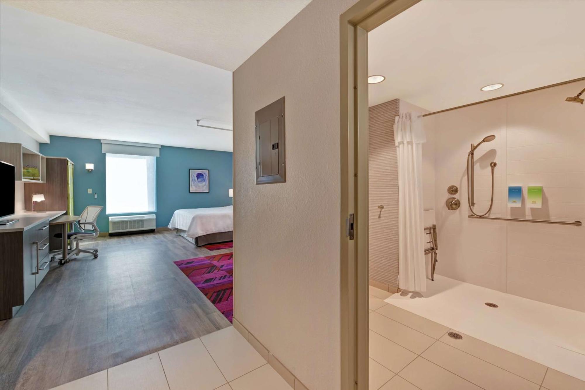 Home2 Suites By Hilton West Palm Beach Airport Cloud Lake Eksteriør bilde